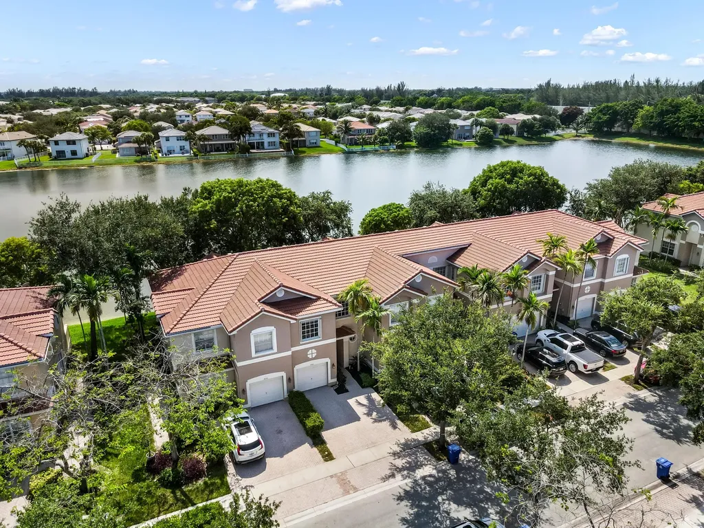 4360 SW 125th Lane Miramar FL 33027