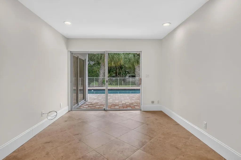 23338 La Vida Way Boca Raton FL 33433