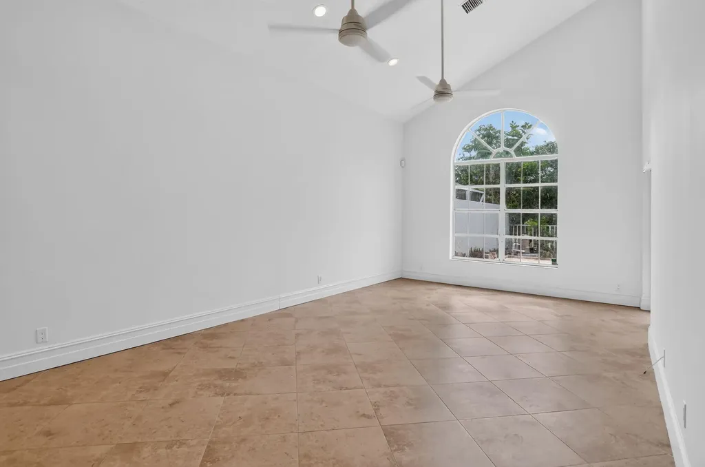 23338 La Vida Way Boca Raton FL 33433