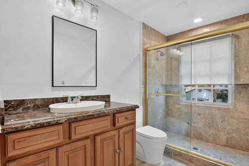 23338 La Vida Way Boca Raton FL 33433