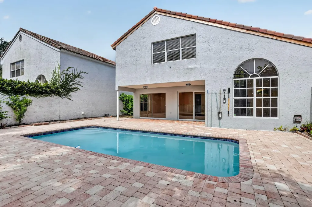 23338 La Vida Way Boca Raton FL 33433