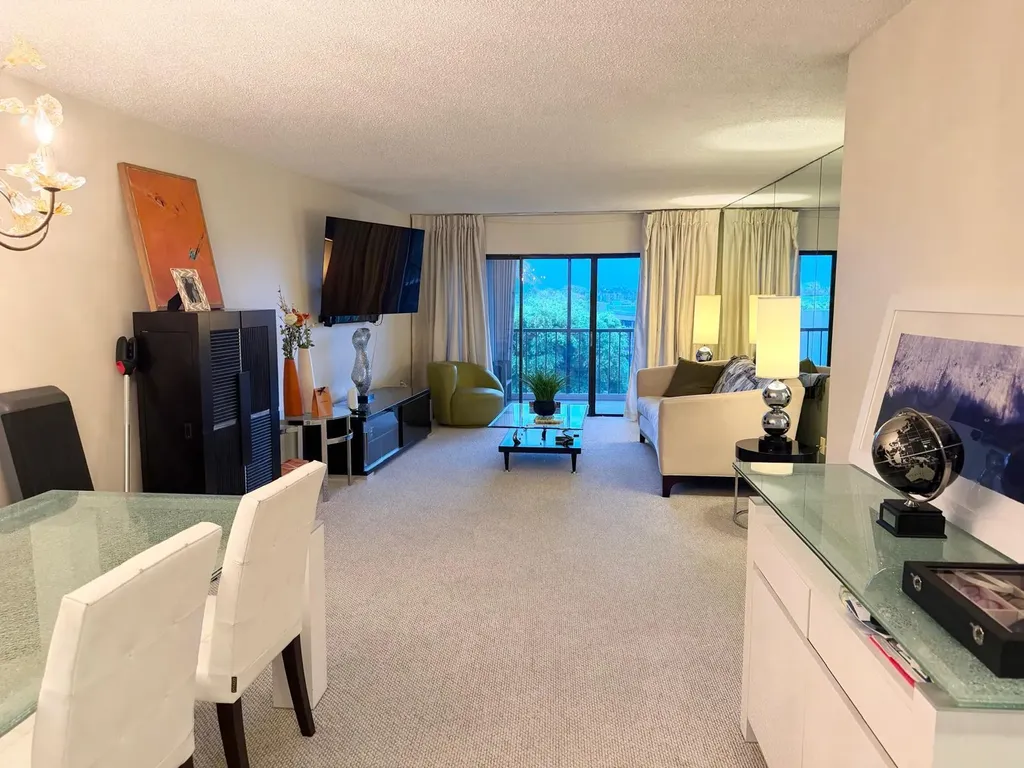 3605 S Ocean Boulevard South Palm Beach FL 33480
