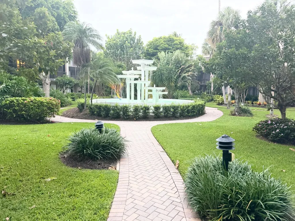 3605 S Ocean Boulevard South Palm Beach FL 33480