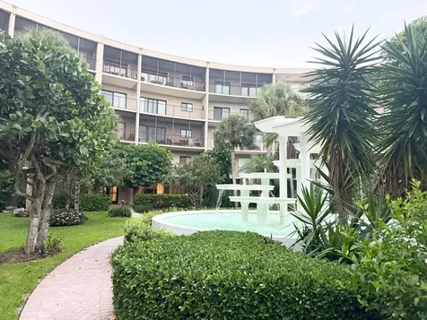 3605 S Ocean Boulevard South Palm Beach FL 33480