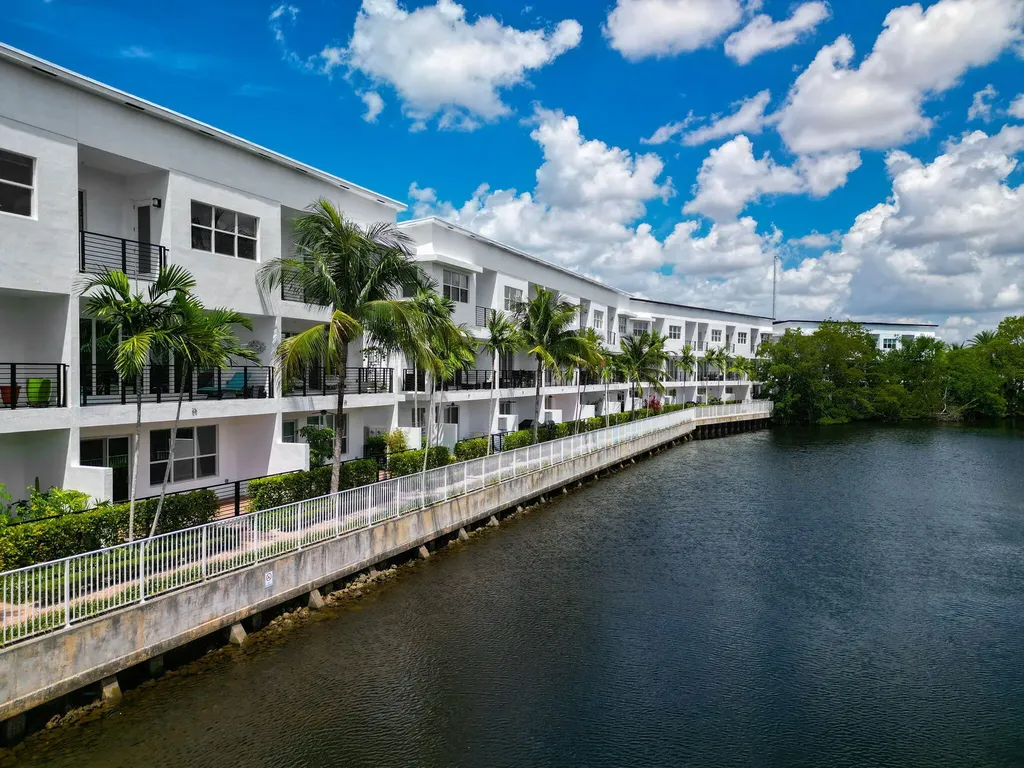 2900 NE 12th Terrace Oakland Park FL 33334