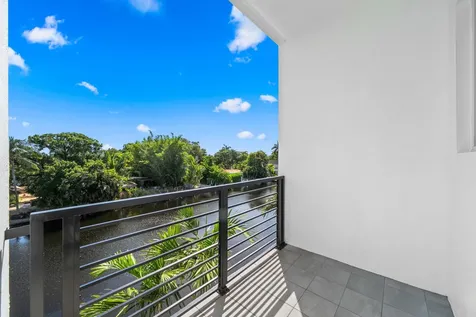 2900 NE 12th Terrace Oakland Park FL 33334