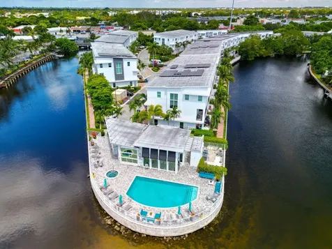 2900 NE 12th Terrace Oakland Park FL 33334