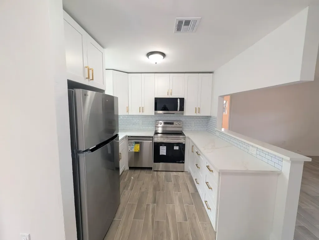 1733 NW 18th Street Fort Lauderdale FL 33311