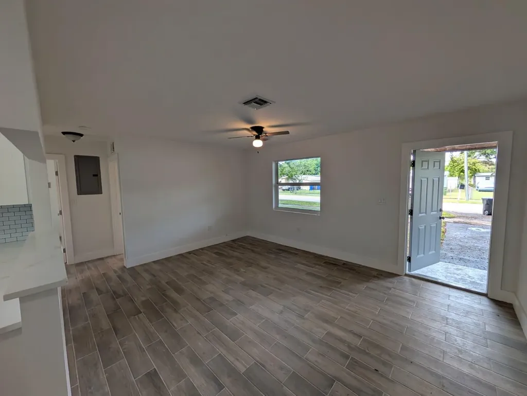 1733 NW 18th Street Fort Lauderdale FL 33311
