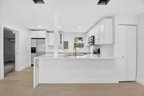 3947 Pensacola Drive Lake Worth FL 33462