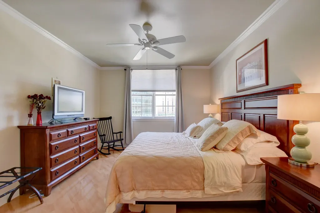 780 S Sapodilla Avenue S West Palm Beach FL 33401