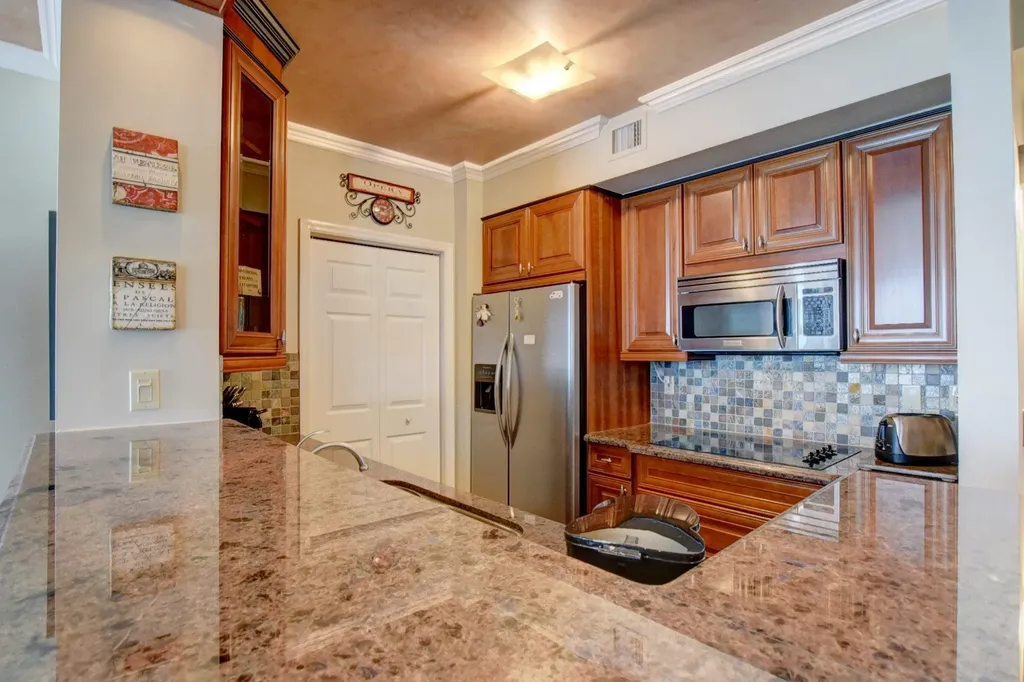 780 S Sapodilla Avenue S West Palm Beach FL 33401