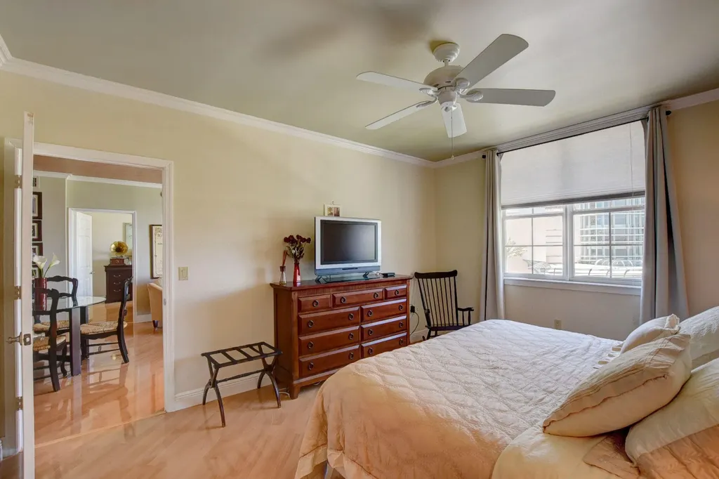780 S Sapodilla Avenue S West Palm Beach FL 33401