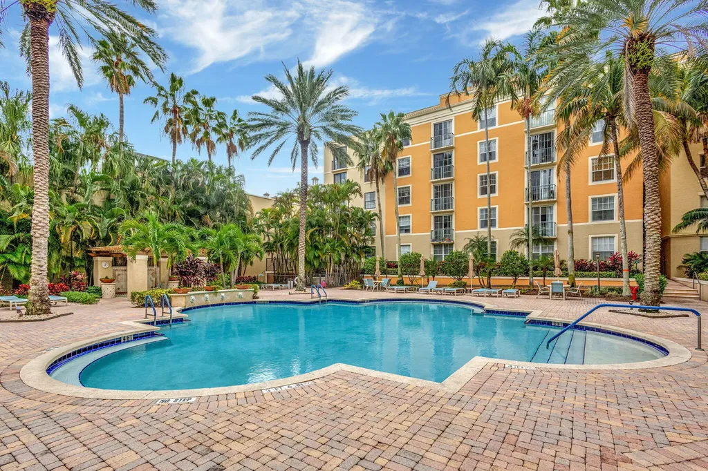 780 S Sapodilla Avenue S West Palm Beach FL 33401