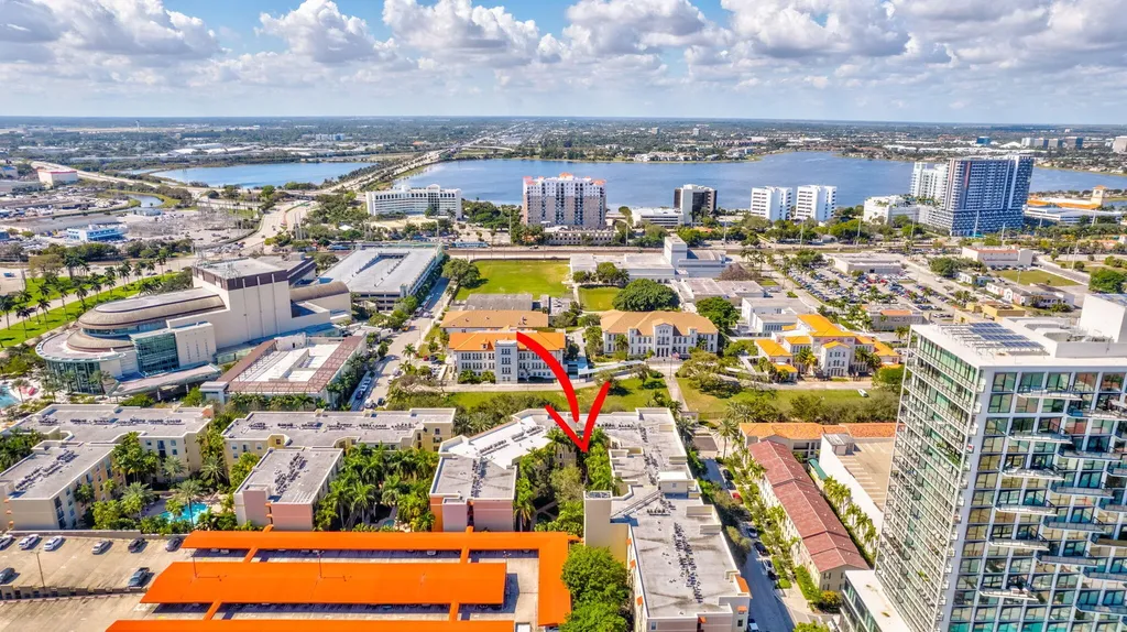 780 S Sapodilla Avenue S West Palm Beach FL 33401