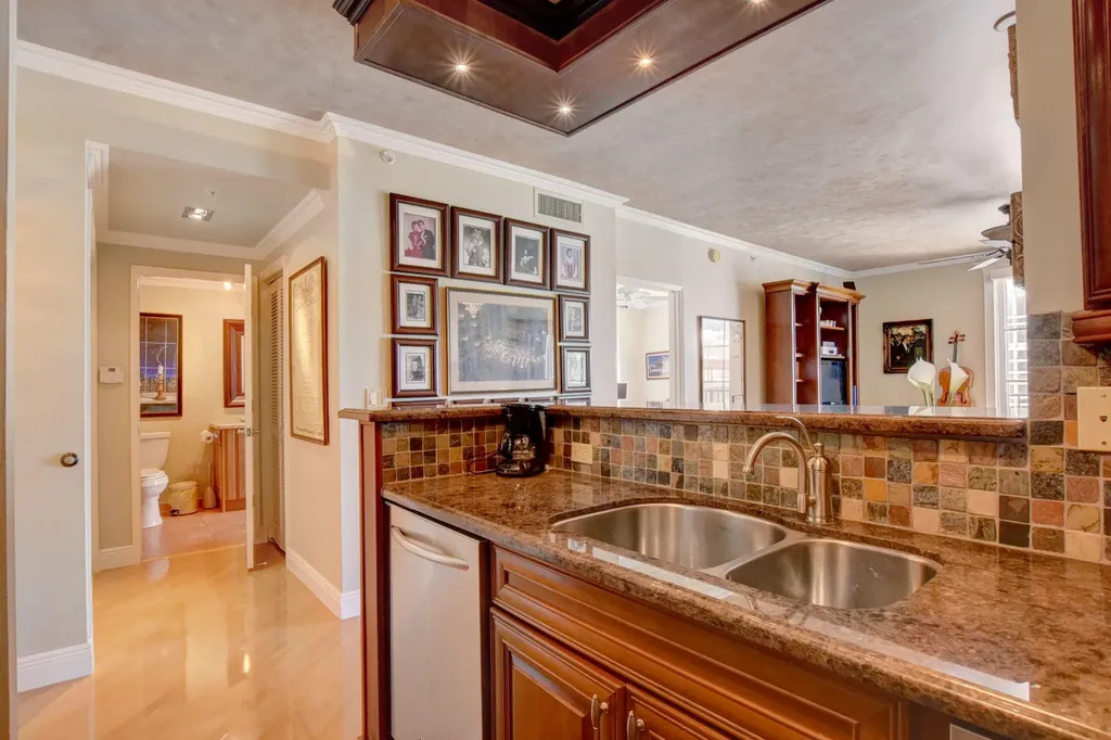780 S Sapodilla Avenue S West Palm Beach FL 33401