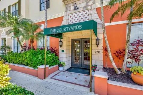 780 S Sapodilla Avenue S West Palm Beach FL 33401