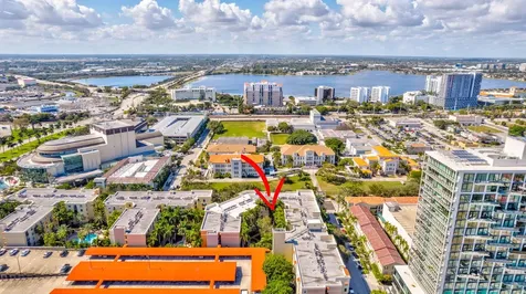 780 S Sapodilla Avenue S West Palm Beach FL 33401