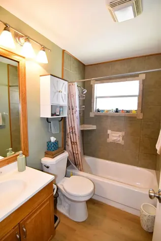 237 Saxony E Delray Beach FL 33446