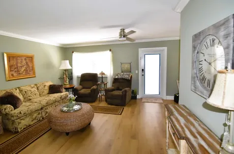 237 Saxony E Delray Beach FL 33446