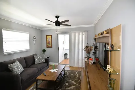 237 Saxony E Delray Beach FL 33446