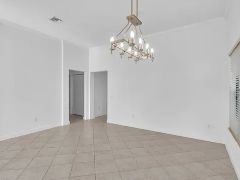 2680 NW 84th Way Pembroke Pines FL 33024