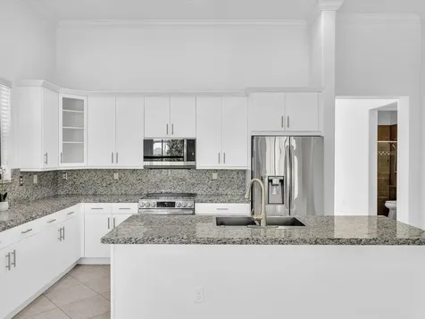 2680 NW 84th Way Pembroke Pines FL 33024