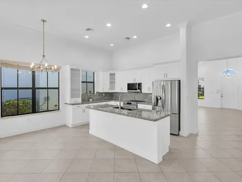 2680 NW 84th Way Pembroke Pines FL 33024