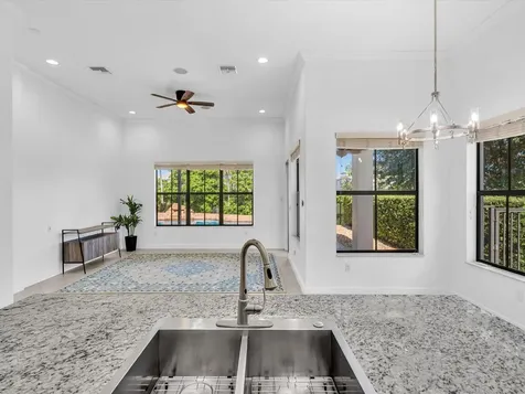 2680 NW 84th Way Pembroke Pines FL 33024