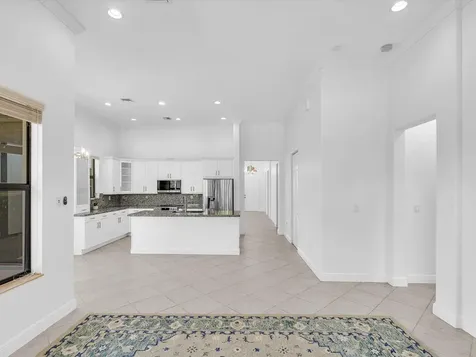 2680 NW 84th Way Pembroke Pines FL 33024