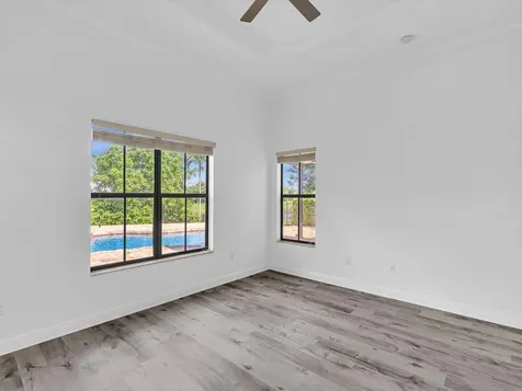 2680 NW 84th Way Pembroke Pines FL 33024