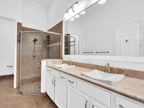 2680 NW 84th Way Pembroke Pines FL 33024
