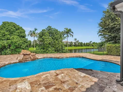 2680 NW 84th Way Pembroke Pines FL 33024