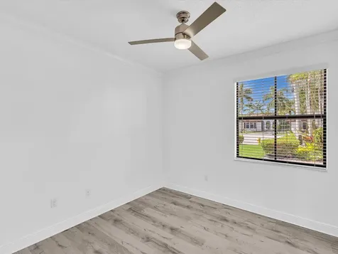 2680 NW 84th Way Pembroke Pines FL 33024