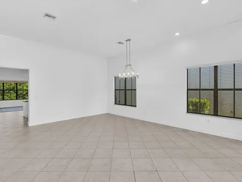 2680 NW 84th Way Pembroke Pines FL 33024