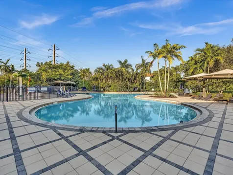2680 NW 84th Way Pembroke Pines FL 33024