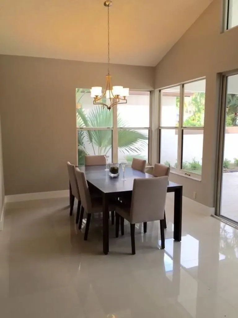 5463 NW 20th Avenue Boca Raton FL 33496