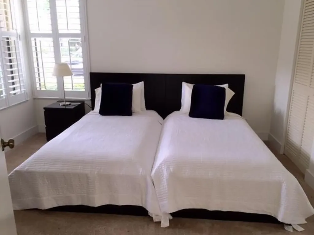 5463 NW 20th Avenue Boca Raton FL 33496