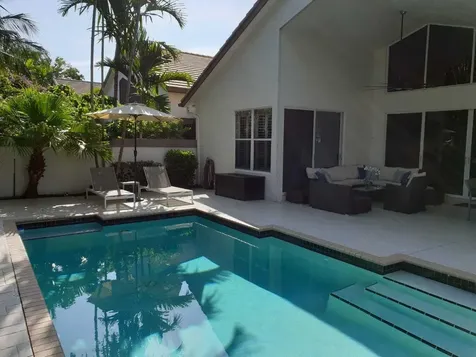 5463 NW 20th Avenue Boca Raton FL 33496