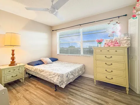 3070 NW 48th Terrace Lauderdale Lakes FL 33313