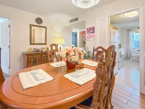 3070 NW 48th Terrace Lauderdale Lakes FL 33313