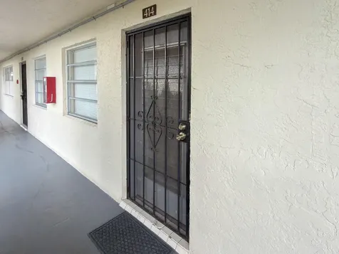 3070 NW 48th Terrace Lauderdale Lakes FL 33313