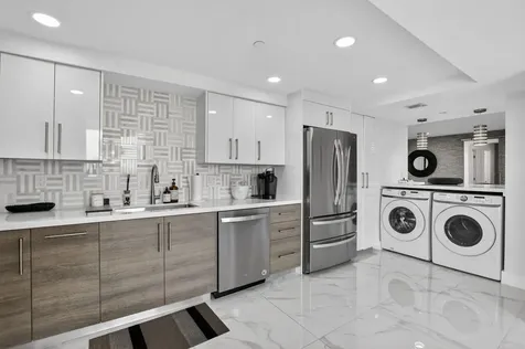 7738 Lakeside Boulevard Boca Raton FL 33434