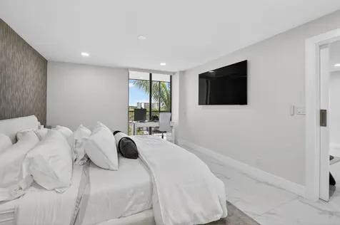 7738 Lakeside Boulevard Boca Raton FL 33434