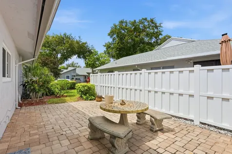 8621 Jasmine Way Boca Raton FL 33496