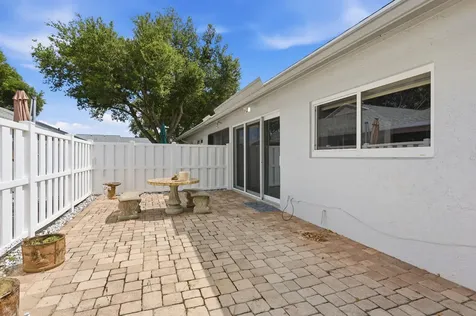 8621 Jasmine Way Boca Raton FL 33496