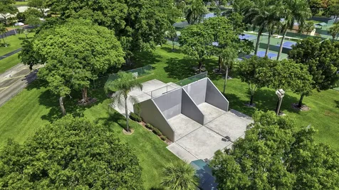 8621 Jasmine Way Boca Raton FL 33496