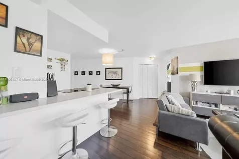 1881 Washington Avenue Miami Beach FL 33139