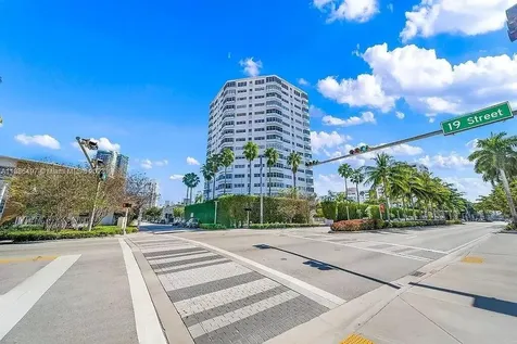 1881 Washington Avenue Miami Beach FL 33139
