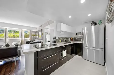 1881 Washington Avenue Miami Beach FL 33139